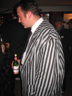 Taily's tailor no good