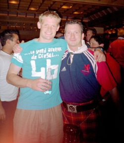 Of course I'll have a photo with you Iain - Old school ties and all that… (Iain Balshaw)